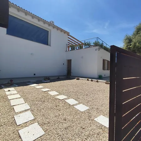 Jana Villa